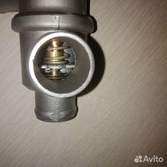 Термостат LADA