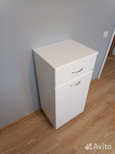 Тумба с корзиной для белья. Доставка бесплатно