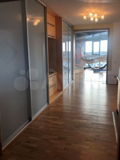 3-к. квартира, 125 м², 8/12 эт.