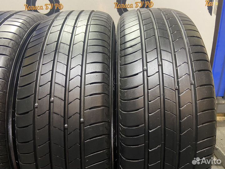 Kumho Ecsta HS51 215/60 R17 96H