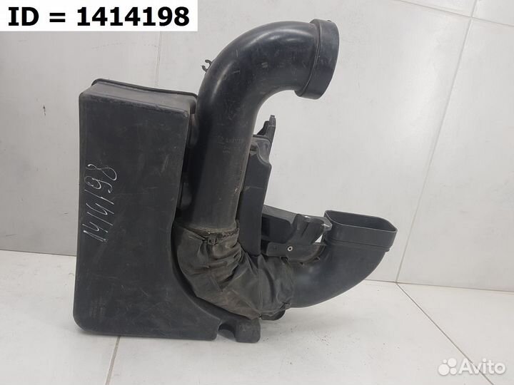 Бачок пылесборника воздушного фильтра Hyundai Sola