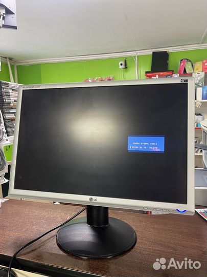 Монитор 22 дюйма