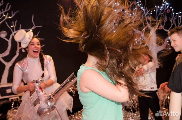 Бумажное шоу / Бумажная дискотека