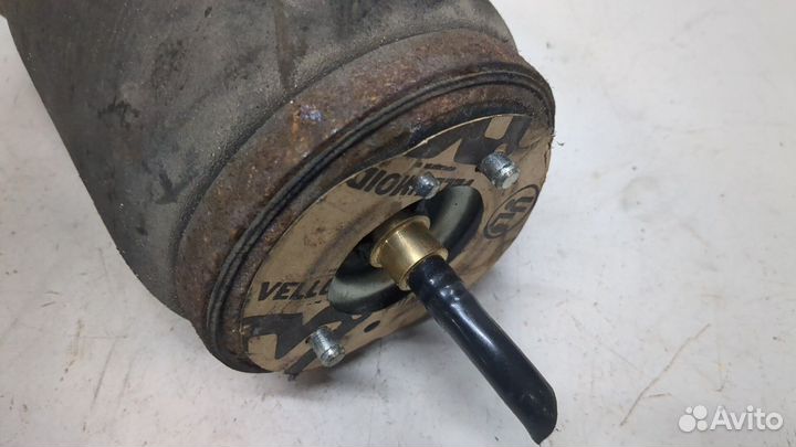 Пневмоподушка BMW X5 E53, 2003