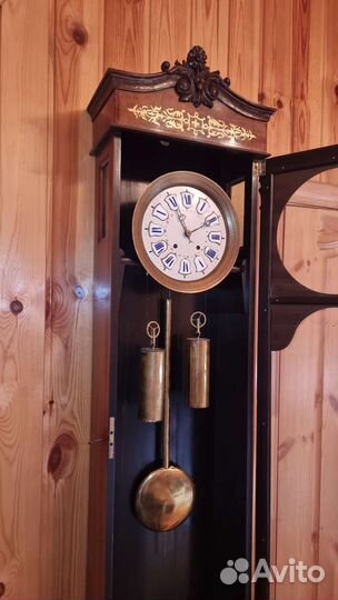 Большие старинные русские жильные настенные часы