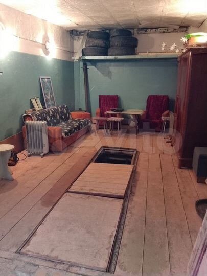 Гараж, > 30 м²