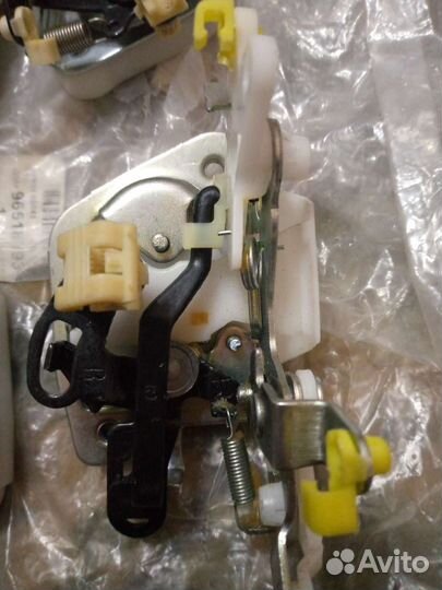 Замки дверные Матиз