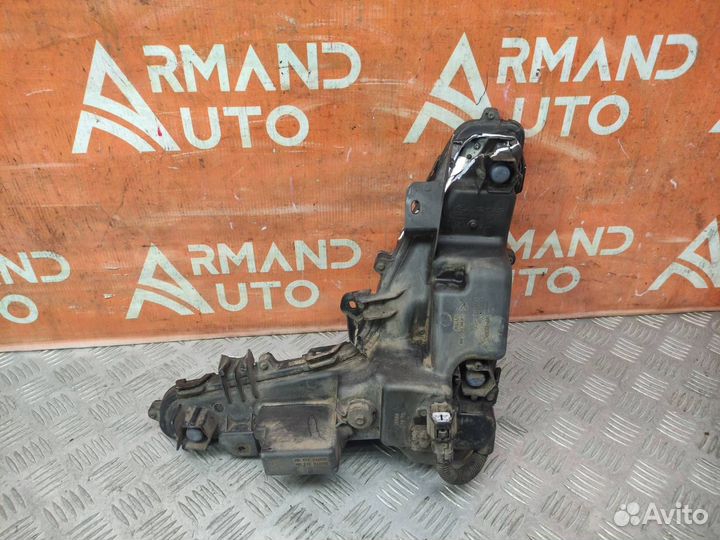 Птф правый Lexus Lx 3 URJ200 2015-Нв