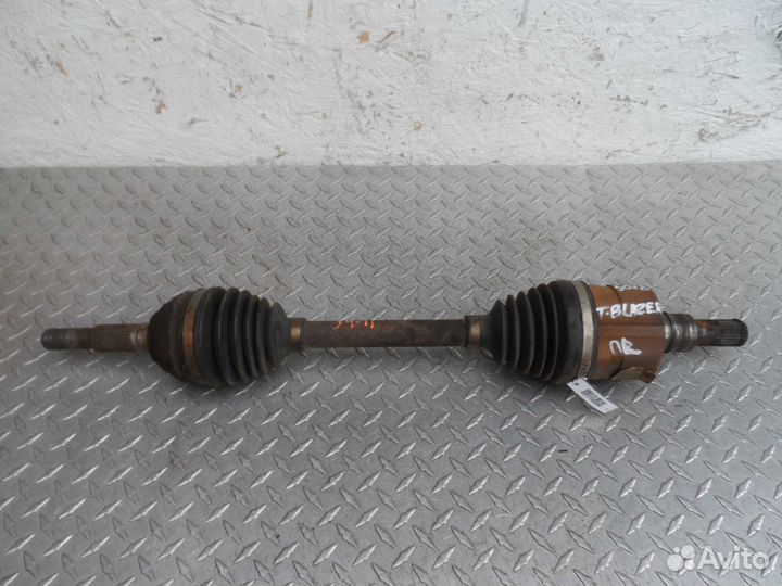 Полуось передняя L Chevrolet Trailblazer GMT360 15