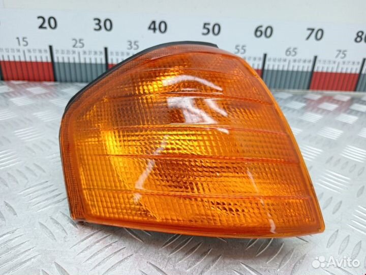 Поворотник правый Mercedes-Benz C-Класс W202/S202