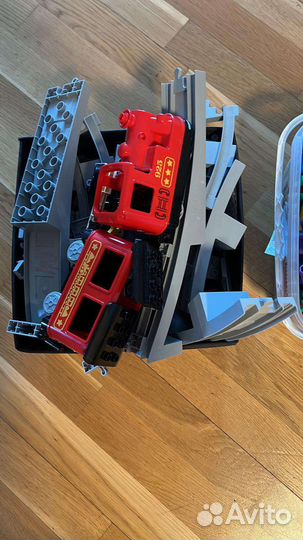 Lego duplo поезд со шлагбаумами