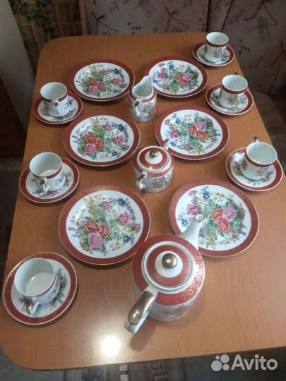 Набор чайной посуды новый