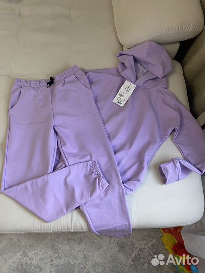 Продам спортивный костюм 44-46