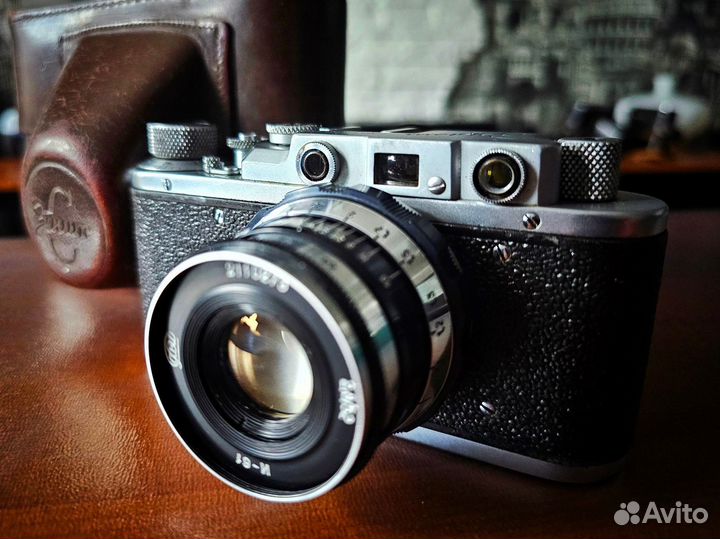 Зеркальные фотоаппараты Зенит, Зоркий