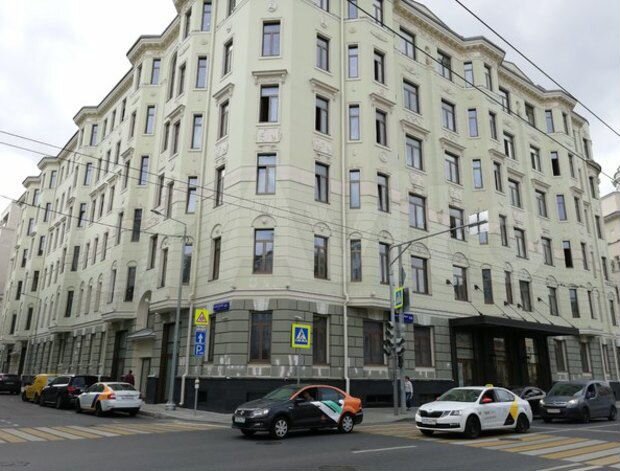 Продам торговое помещение, 200.8 м²