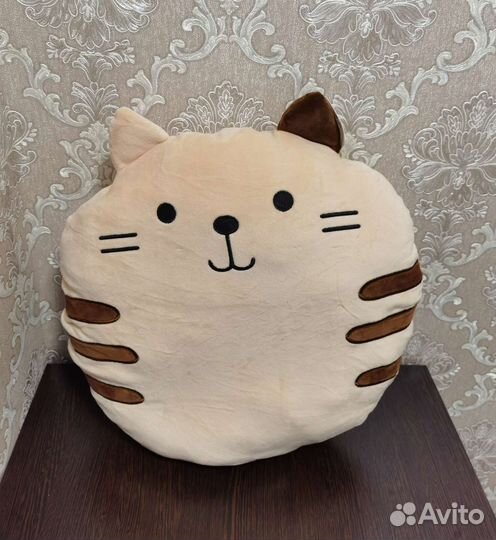 Подушка кошка