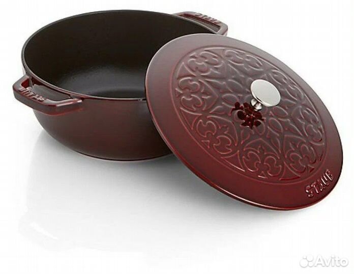 Кастрюля Staub