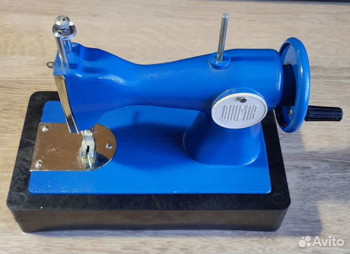 Детская швейная машинка дшм18 СССР ретро