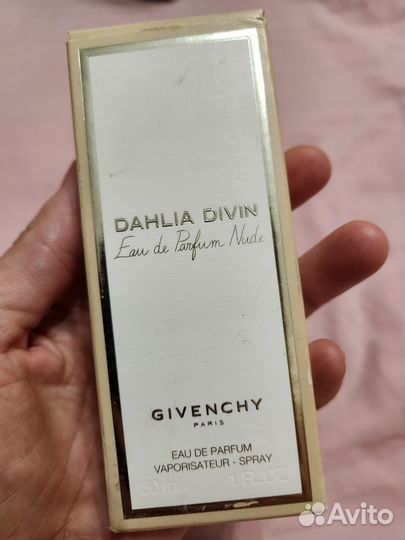 Туалетная вода женская Givenchy Dahlia Divin