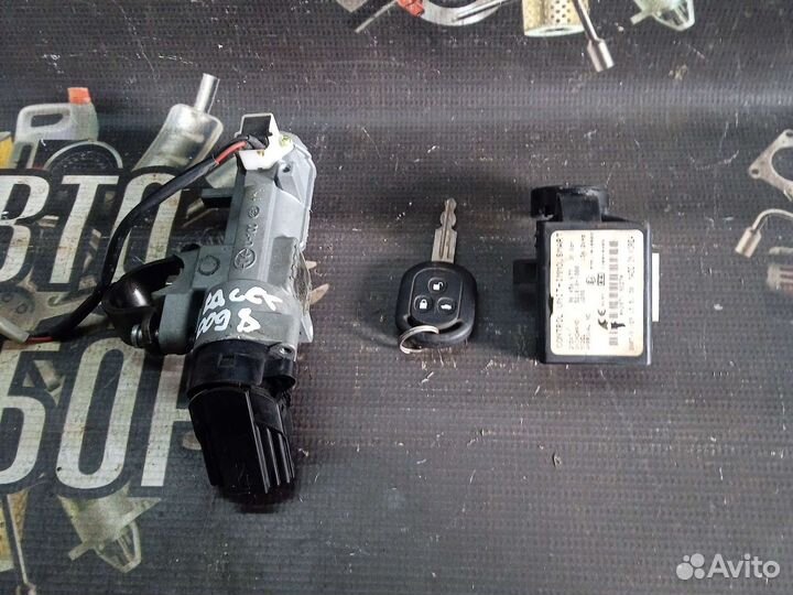 Замок комплект зажигания на Chevrolet Lacetti