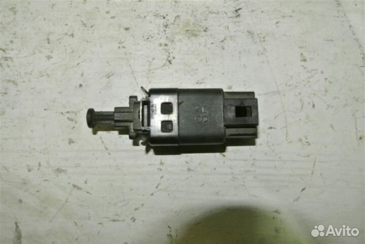 Датчик включения стопсигнала Chevrolet Lacetti