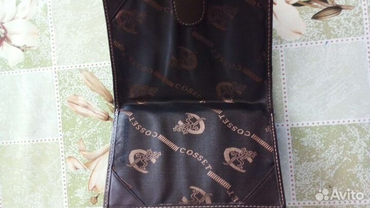 Мужское кожаное портмоне