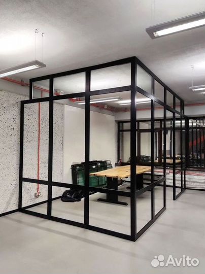 Cтеклянные офисные перегородки