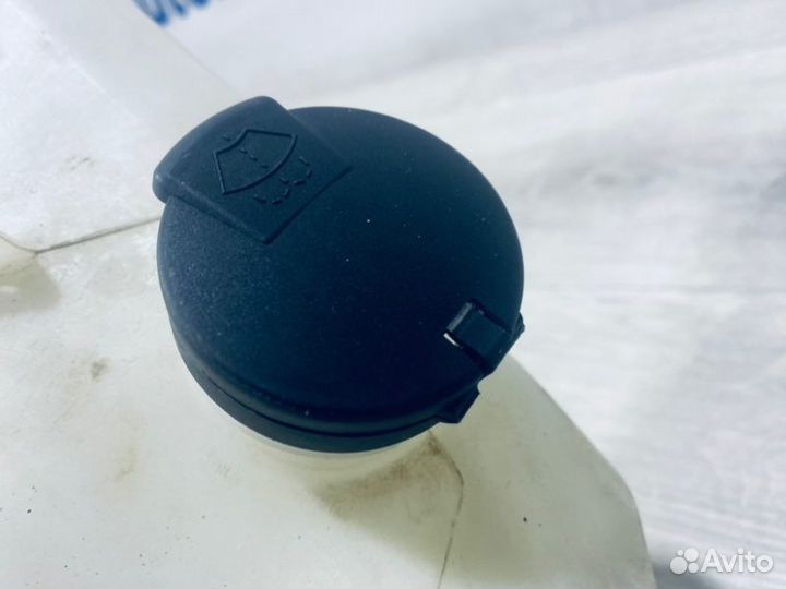 Бачок омывателя Renault Logan 2 седан K4M 2014