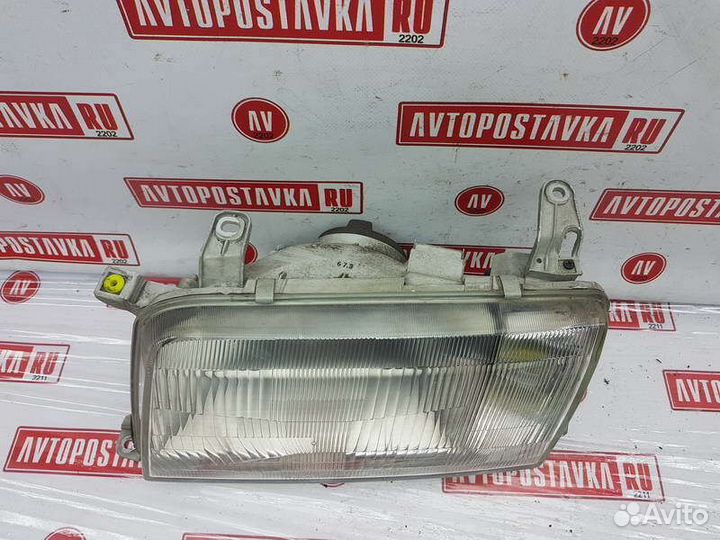 Фара передняя левая Toyota Crown GS151 1G-FE