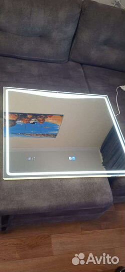 Продаётся зеркало 800*600 с часами и подогревом