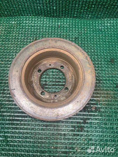 Диск тормозной задний правый Mitsubishi Legnum