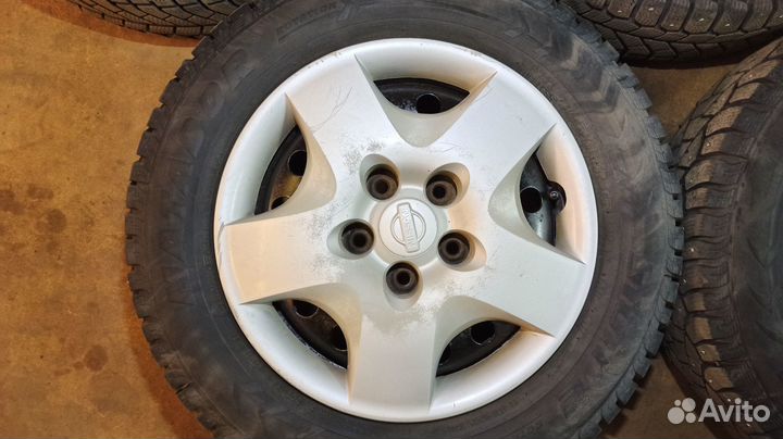 Колёса зима шипы 195 65 r15 Ниссан, Рено, японцы
