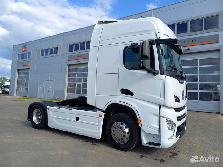 Shacman (Shaanxi) SX4188YY381, 2024