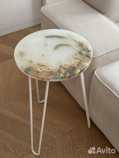 Журнальный стол из эпоксидной смолы