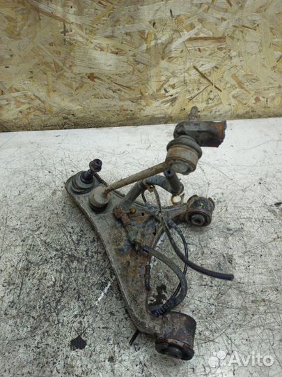 Рычаг подвески передний правый Land Rover