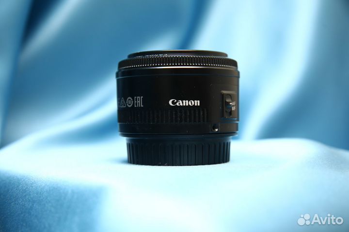 Canon 50mm f/1.8 II