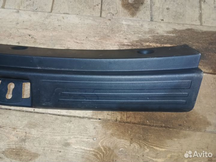 Обшивка задней панели Hyundai ix35