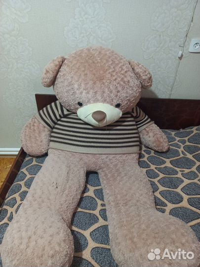 Плюшевый медведь