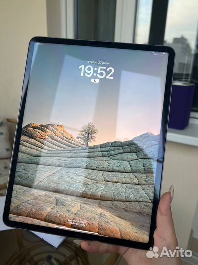 iPad pro 12.9 2022 m2 256 + SIM