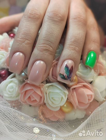 Маникюр, педикюр, наращивание ногтей