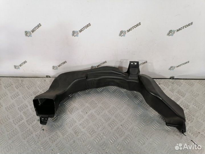 Воздуховод левый Toyota Crown GRS183