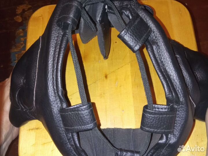 Защитный шлем для бокса