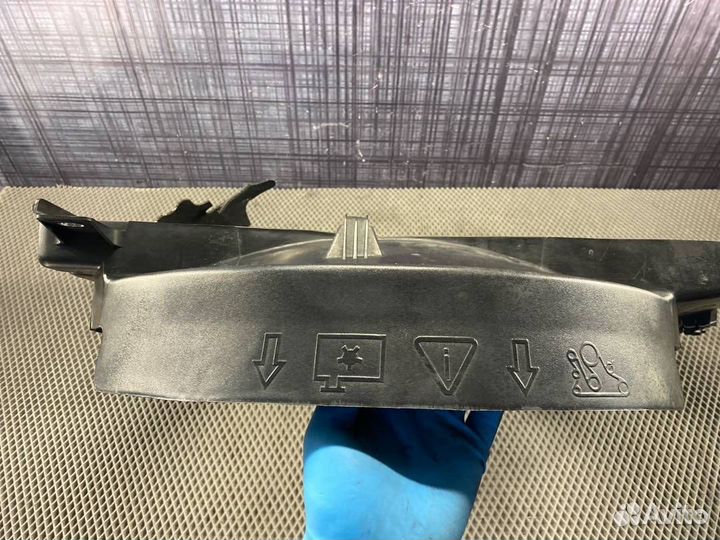 Диффузор радиатора Chevrolet Trailblazer GMT360