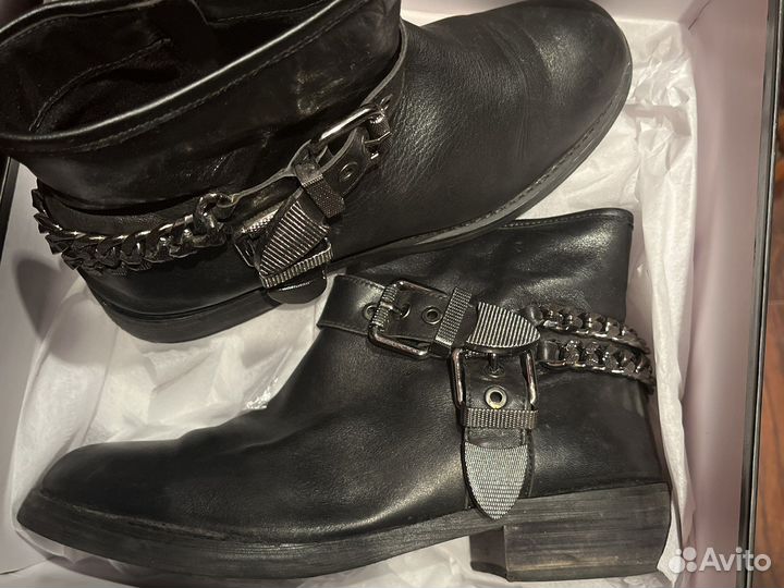 Ботильоны, кроссовки 39