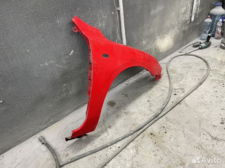 Крыло переднее правое mazda 3 bk