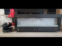 человечек отдает деньги. девушка бросает деньги на белом фоне. 120 тысяч куда потратили. задачи на скидки с процентами. счастье в деньгах.