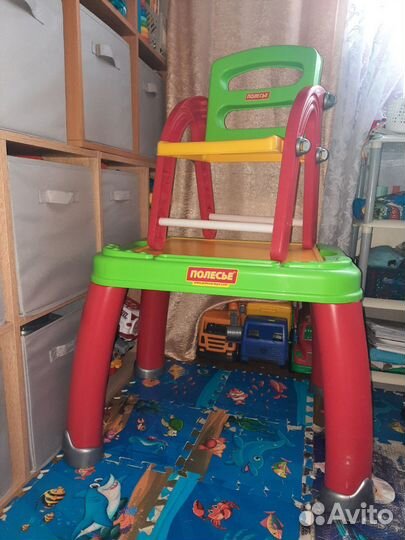 Детский стол и стул 