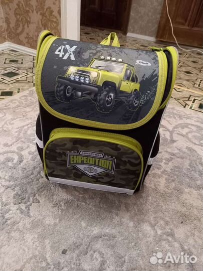 Рюкзак, портфель школьный