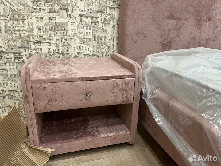 Тумба для кровати