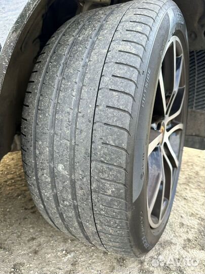 Pirelli P Zero 285/40 R21 Y